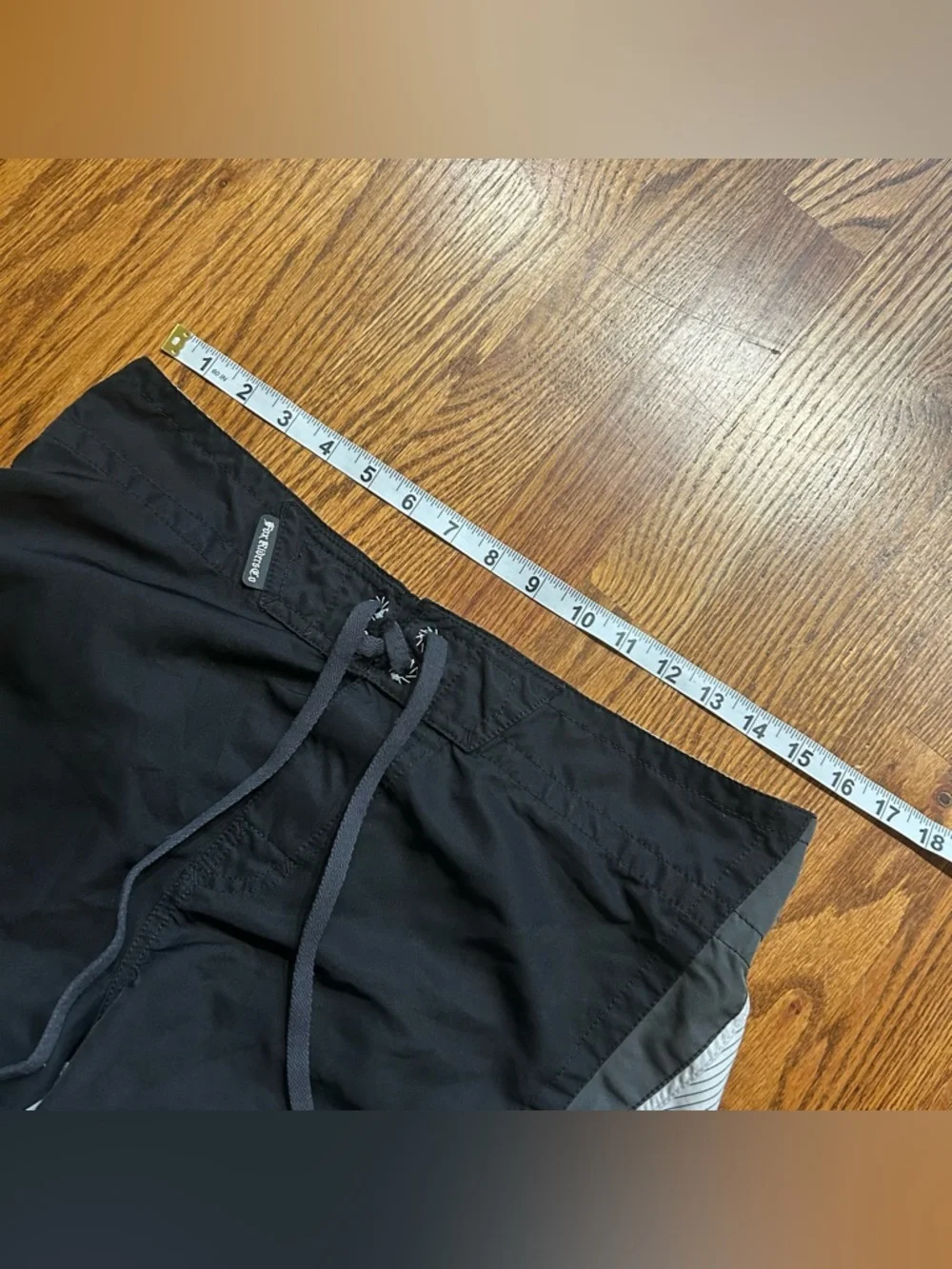 Fox Racing Motocross Men’s Board Shorts Black & White Sz32 Pink Logo 11” Inseam - Picture 4 of 8